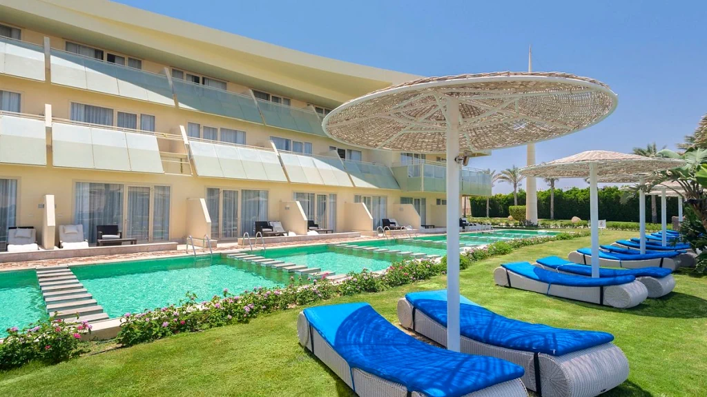 الفندق بارسلو تيران ريزورت - شرم الشيخ